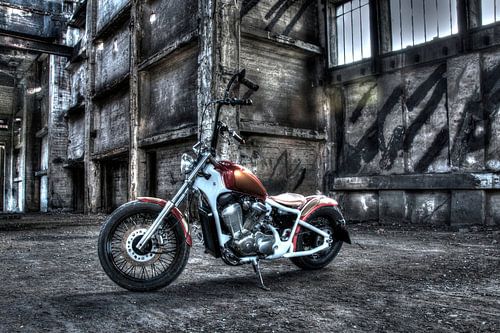 Verlaten motor, grauwe sfeer