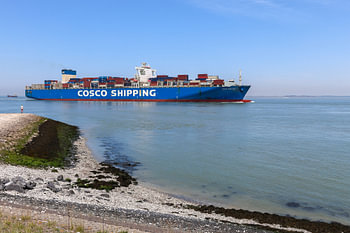 Container ship on the Westerschelde 2