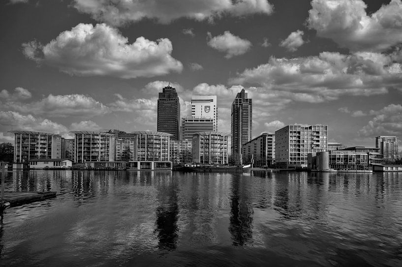 Zicht op de Amstel  en de Omval van Peter Bartelings