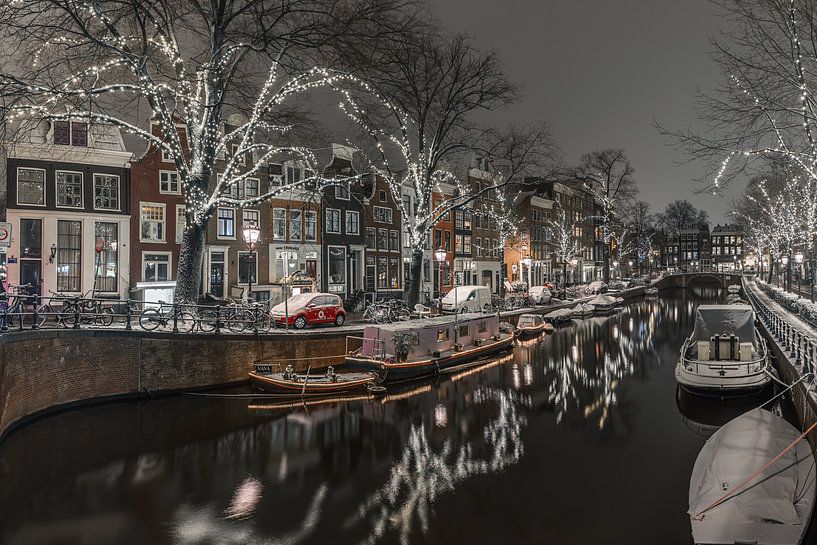 Spiegelgracht van Ernesto Schats