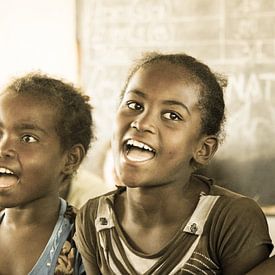 des filles qui chantent sur Marieke Funke