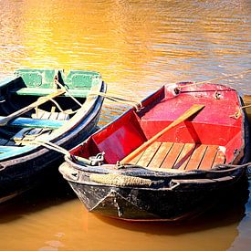 zwei Boote von Inge Knol