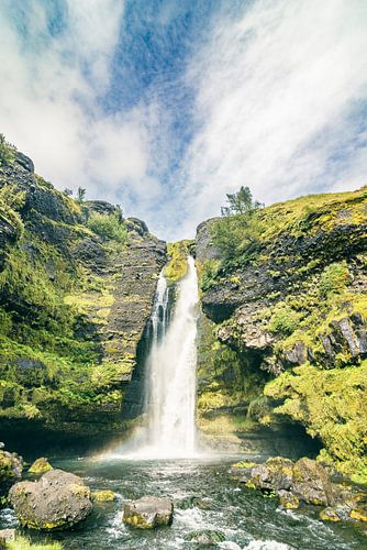 Waterval Gluggafoss de rivier Merkjá in IJsland