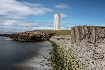vuurtoren bij Kálfshamarsvík van Frankje Huisman