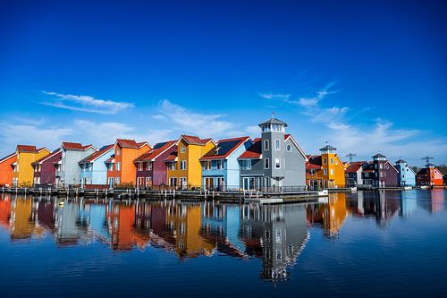 Colourful cottages Reitdiephaven