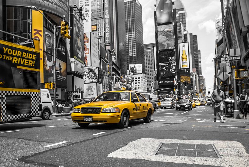 Cabines jaunes sur Times Square par Hannes Cmarits