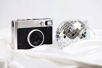 Pictures please? The vintage photography feeling