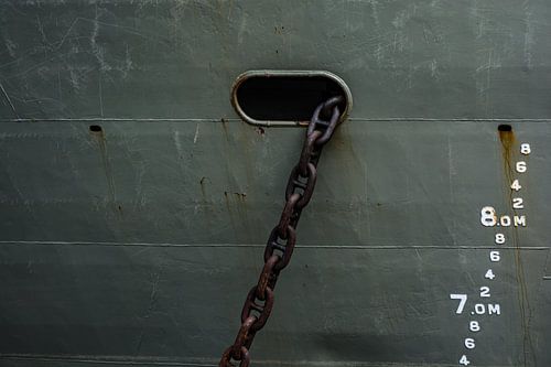 Ankerkettingen in de haven Rotterdam