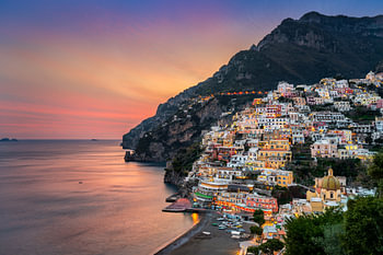Sonnenuntergang in Positano, Amalfiküste, Italien