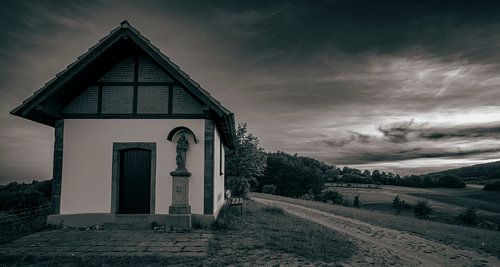 Laurentiuskapel in het Hessische Rhoengebergte