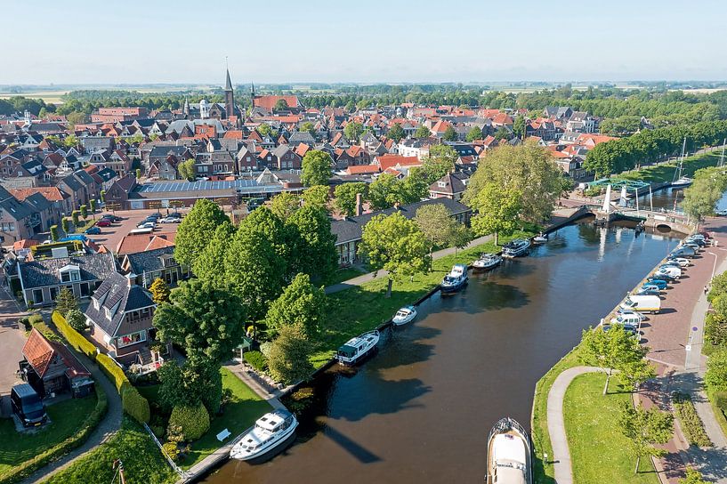 Vue aérienne de la ville de Dokkum aux Pays-Bas par Eye on You