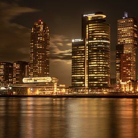 Le World Port Center Rotterdam en soirée sur Gerard Lakerveld