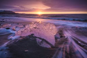 Island Diamond Beach Sonnenaufgang von Jean Claude Castor