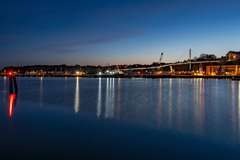 Night shot of the harbour of Sassnitz. by Felix Marx