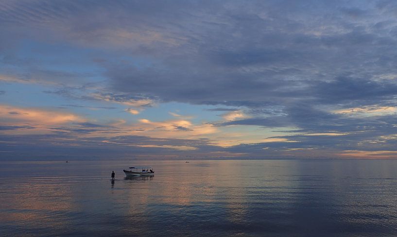 Blue purple sunrise Bali Lovina by Mireille Zoet