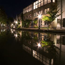 Die Oudegracht in der Nacht - Utrecht, Niederlande von Thijs van den Broek