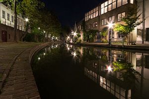 De Oudegracht bij nacht - Utrecht, Nederland van Thijs van den Broek