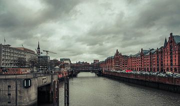 Hamburg, Speicherstadt, Elbe, Duitsland van Pitkovskiy Photography|ART