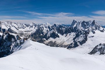 Blick auf das Mont-Blanc-Massiv in Frankreich von Linda Schouw