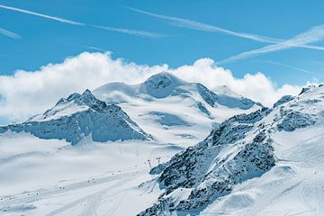 Winteruitzicht over de Piztal gletsjer van Leo Schindzielorz