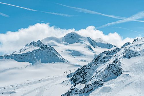 Winter view over the Piztal glacier