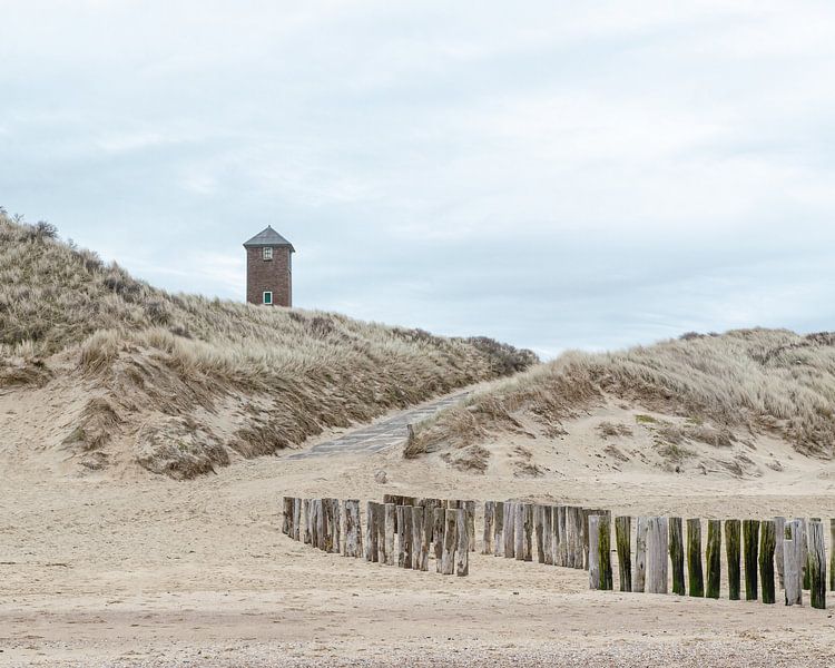 Stilte op het strand van Zoutelande van Hannie Kassenaar