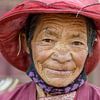 Oude vrouw in Shorda, Nancheng distrikt.  van Theo Molenaar
