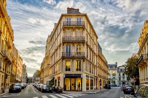 The elegant streets of Paris