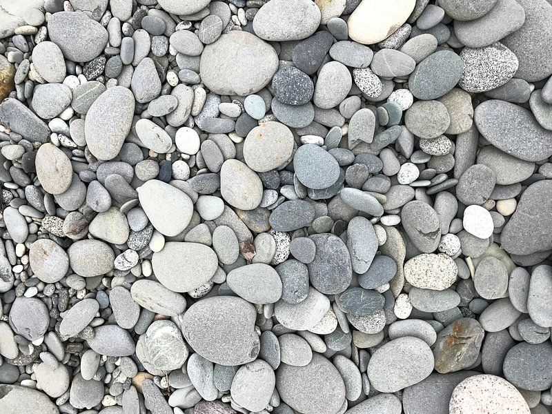 Stenen strand Mokihinui van Yolande Mulder