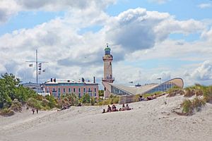 Rostock-Warnemünde: Leuchtturm und Teepott