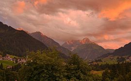 Onheilspellend van Marianne Kemmeren