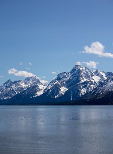 Yellowstone national park Mountain lake by A.Westveer