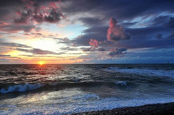 beau coucher de soleil en été