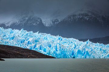 Grey gletsjer in Patagonië van Chris Stenger