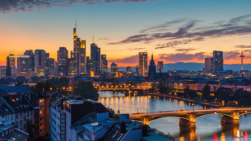 Sonnenuntergang in Frankfurt am Main von Henk Meijer Photography