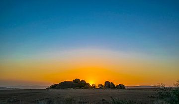 Ondergaande zon in de Namib woestijn, Namibië van Rietje Bulthuis