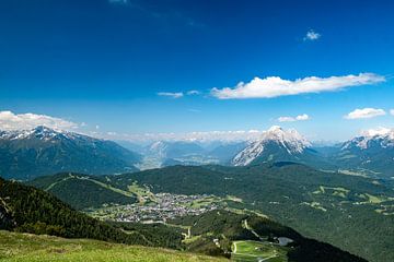 Top of the world van Ineke Huizing