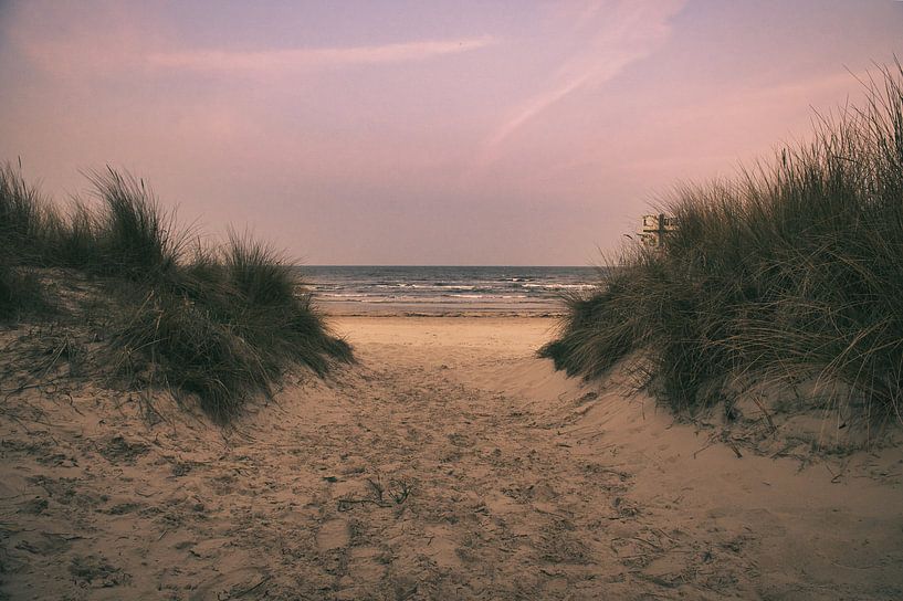 Strandovergang op Usedom met uitzicht op de Oostzee van Martin Köbsch