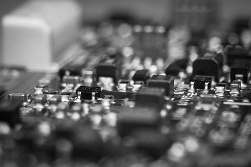 Zwart/wit electro onderdeel