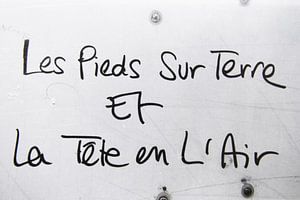 Les pieds sur terre et la tête en l'air van StudioMaria.nl