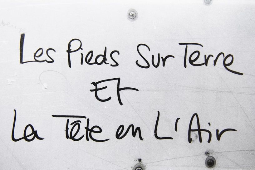 Les pieds sur terre et la tête en l'air by StudioMaria.nl
