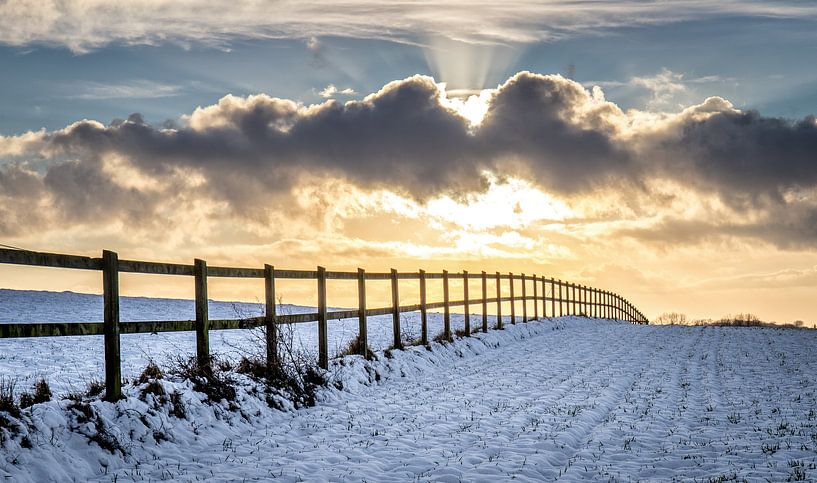 Winterlicher Sonnenuntergang von Wim van D