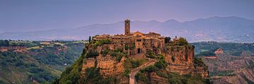 Panorama von Civita di Bagnoregio von Henk Meijer Photography