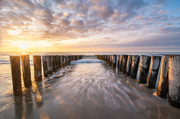 Wellenbrecher am Strand von Domburg IX