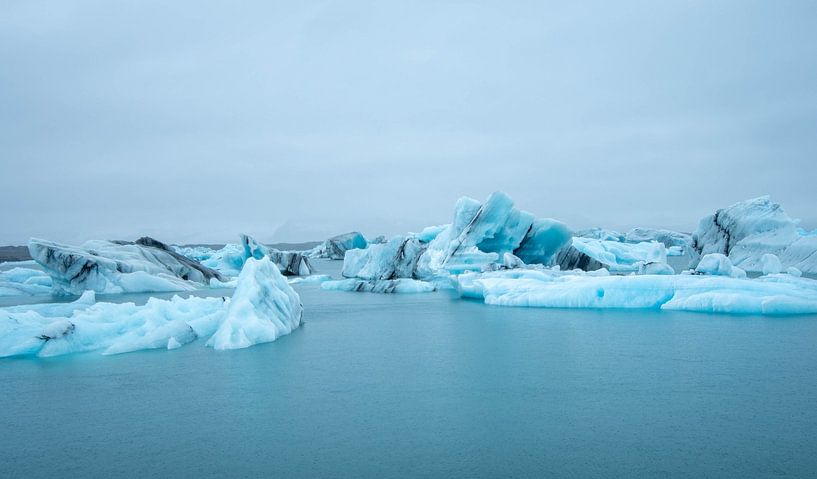 Ice floes glacial lake Iceland by Wim Westmaas