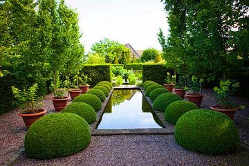 Wollerton Old Hall Gardens, Shropshire, England von Lieuwe J. Zander