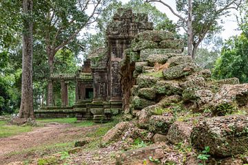 Angkor wat Cambodia by Rick Van der Poorten