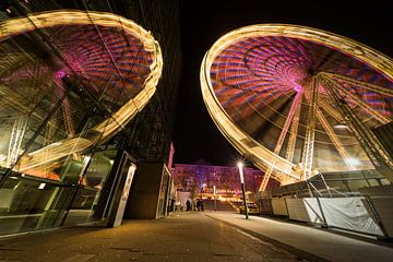 Double Ferris wheel by Dirk Herdramm