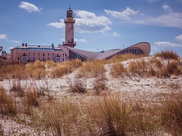 Paysage de dunes avec le phare de Warnemünde sur Animaflora PicsStock