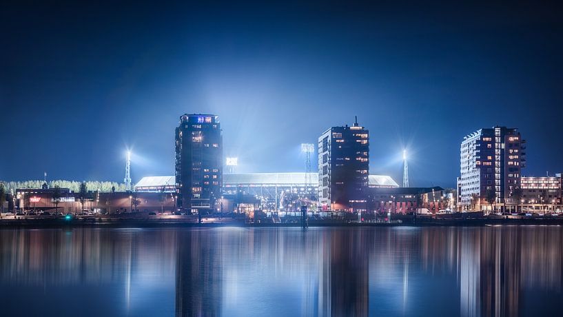 Feyenoord Stadion ‘de Kuip’ Kleur Panorama Reflected 16:9 van Niels Dam